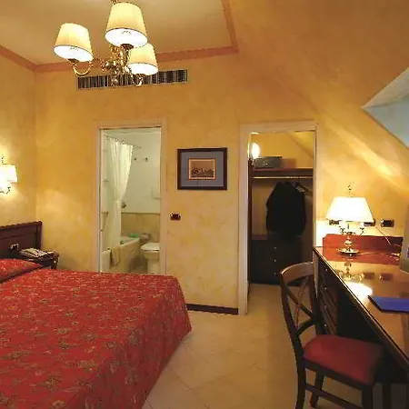 Hotel Unaway & Linea Uno Milan