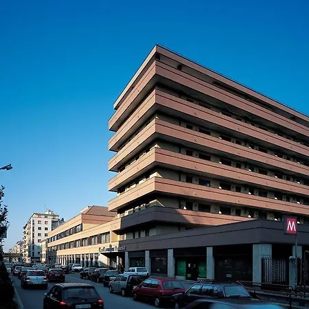 Unaway & Linea Uno 4* Μιλάνο